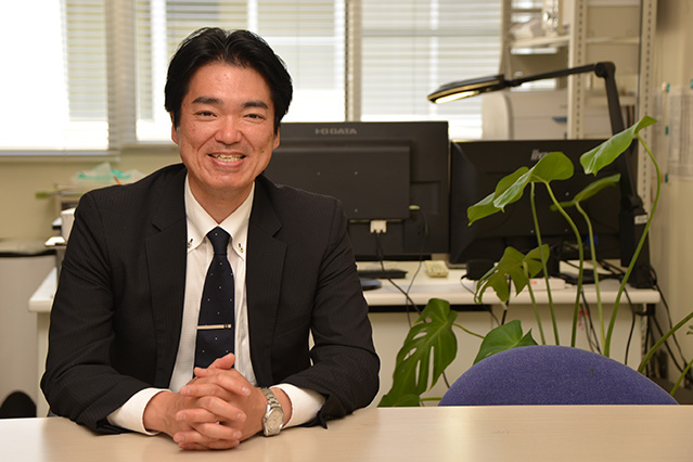 後藤健介准教授の写真1